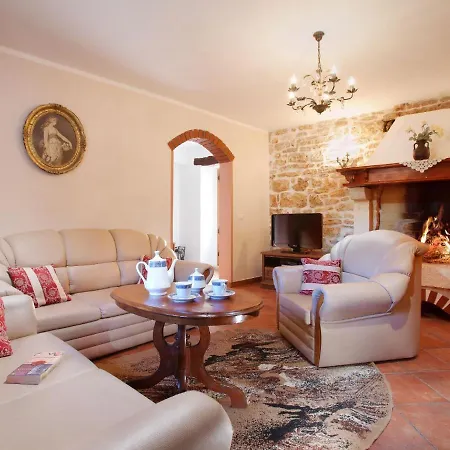 Beautiful For 10 Persons In A Quiet Area With Private Pool, Beach At 10 Km * Marčana